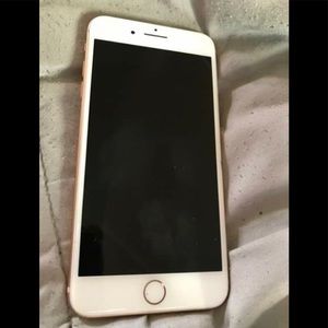 BRAND NEW UNLOCKED IPHONE 8 PLUS